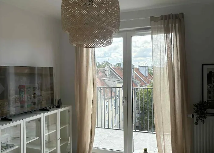 W Szczecinie Przy Stoczni Lejlighed *